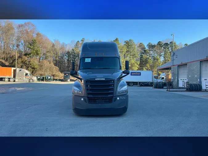 2023 Freightliner Cascadia 126