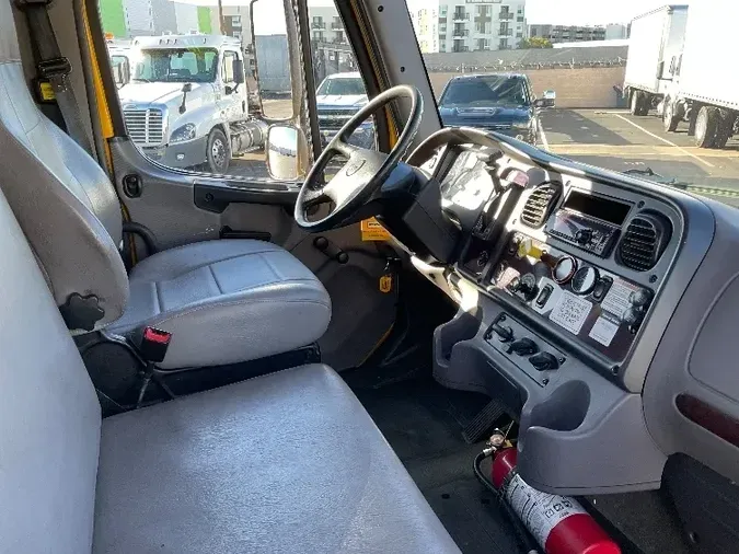 2019 Freightliner M2