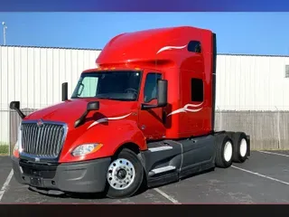 2023 INT LT625 6X4