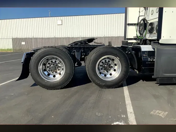 2021 INT LT625 6x4