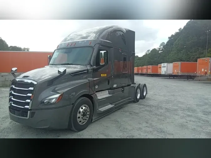 2024 Freightliner Cascadia 12640b15c642c6e2741ddddad32d97aeb9e