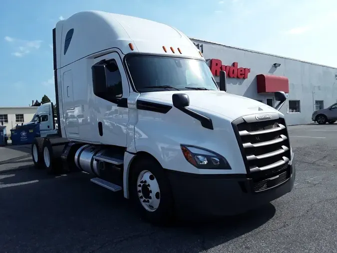 2018 FREIGHTLINER CASCADIA