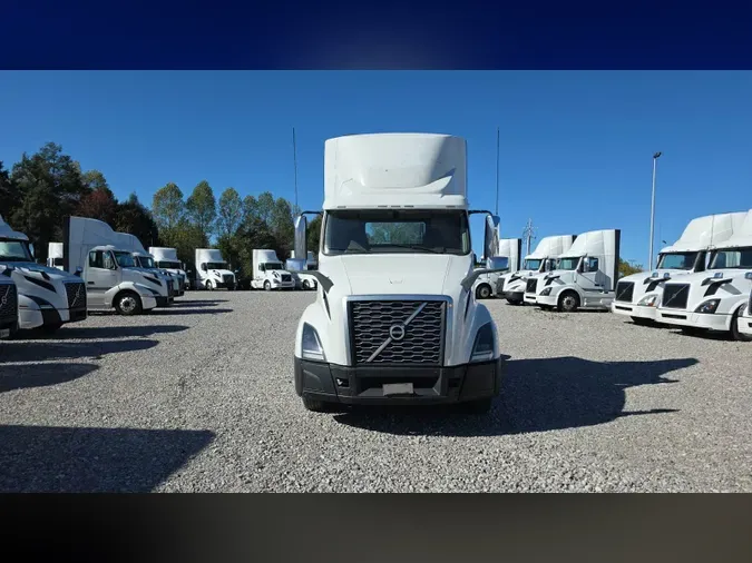 2019 Volvo VNL300