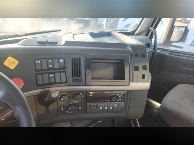 2019 Volvo VNL30040b7fcb8741a8221183106f6f57ded00