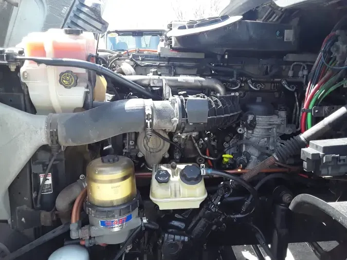 2018 FREIGHTLINER/MERCEDES CASCADIA 125
