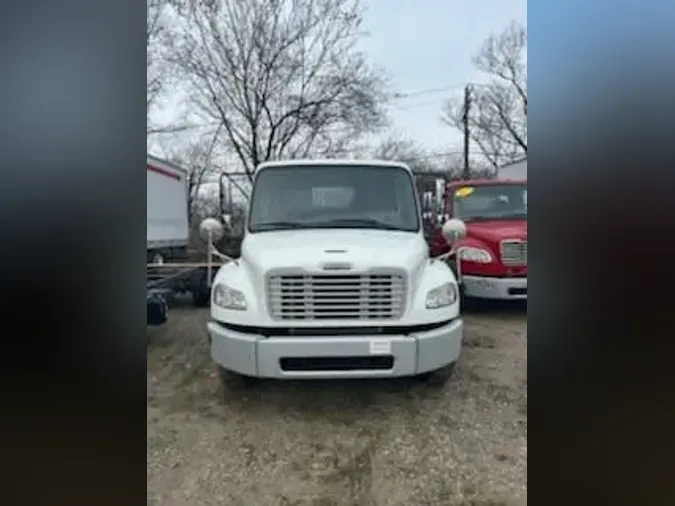 2017 FREIGHTLINER M2 106