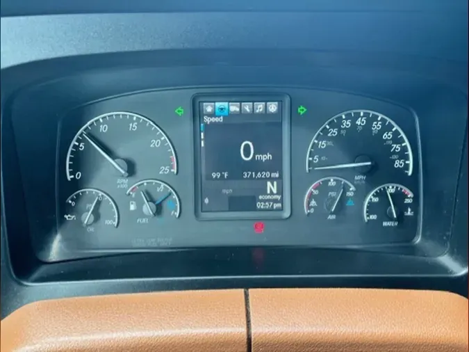 2022 Freightliner PT126SLP