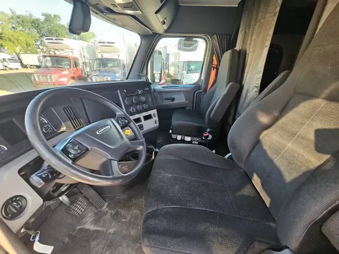 2020 FREIGHTLINER/MERCEDES NEW CASCADIA 116