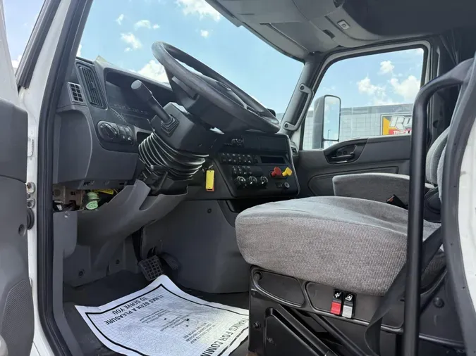 2018 International LT625