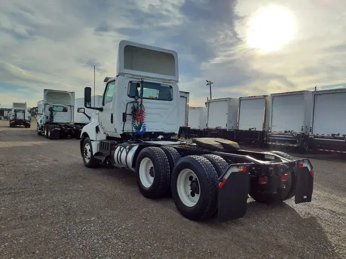 2018 NAVISTAR INTERNATIONAL LT625 DAYCAB T/A