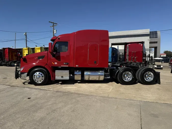 2022 Peterbilt 579