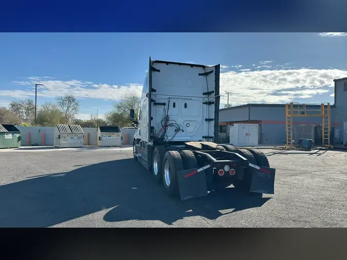 2022 Freightliner Cascadia