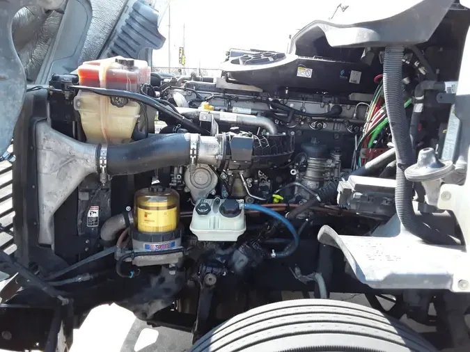 2017 FREIGHTLINER CASCADIA 125
