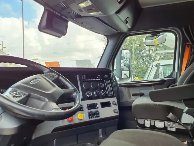 2022 FREIGHTLINER/MERCEDES NEW CASCADIA PX12664