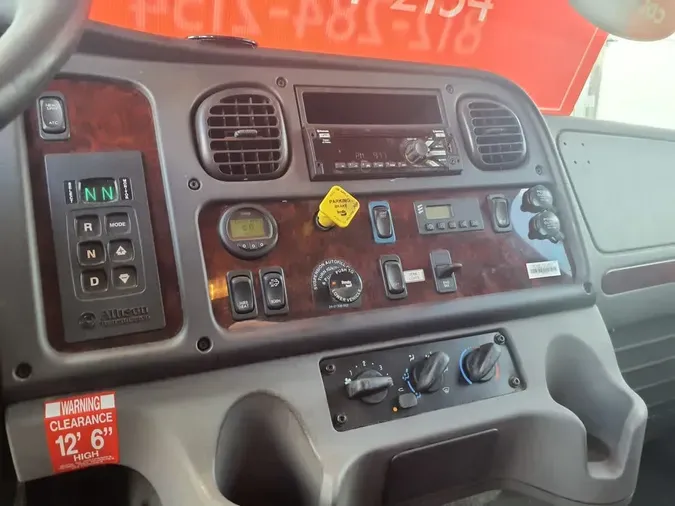 2018 FREIGHTLINER M2 106