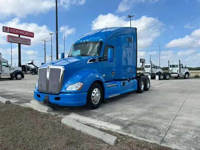 2022 Kenworth T680