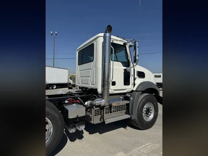 2026 MACK GR84B