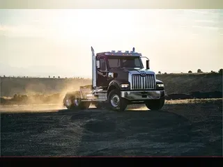 2022 WESTERN STAR 49X