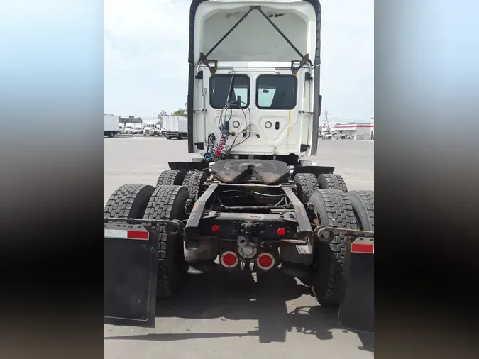 2018 FREIGHTLINER/MERCEDES CASCADIA 125