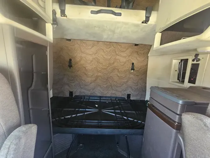 2017 VOLVO VNL64TRACTOR