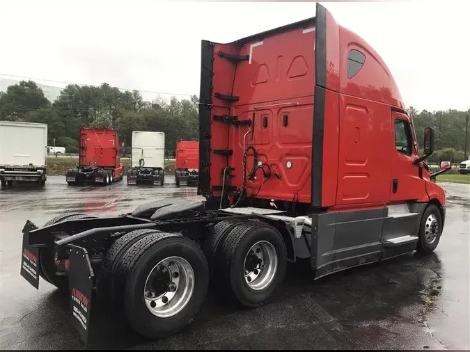 2021 FREIGHTLINER CA126