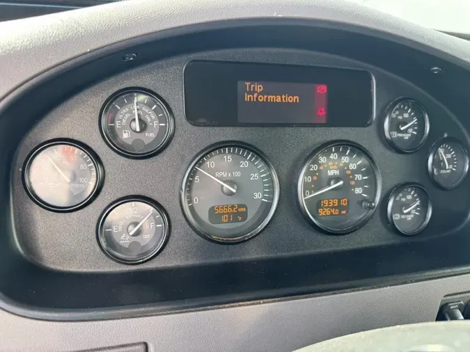 2020 Peterbilt 33740e0bd0fe1c8dd985d8017d66be517ef