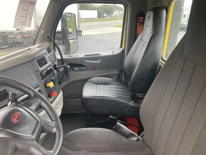 2021 Peterbilt 579