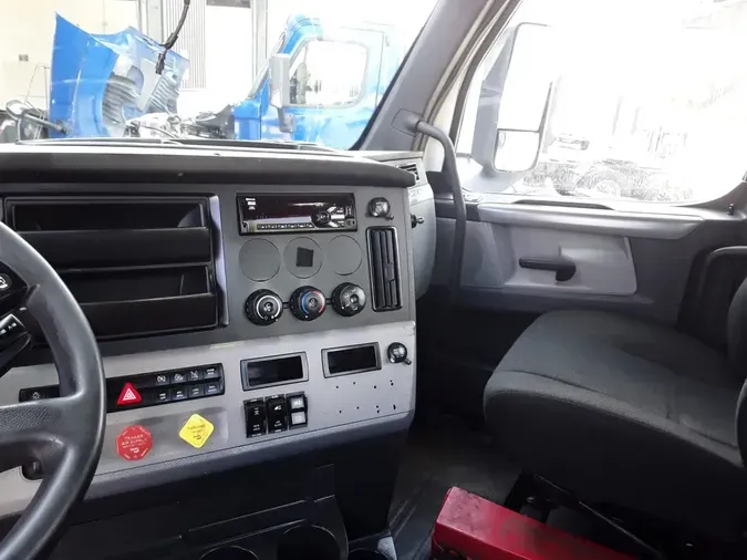 2019 FREIGHTLINER NEW CASCADIA PX12664