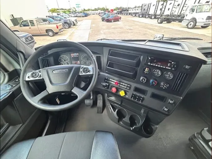 2024 Freightliner Cascadia 126