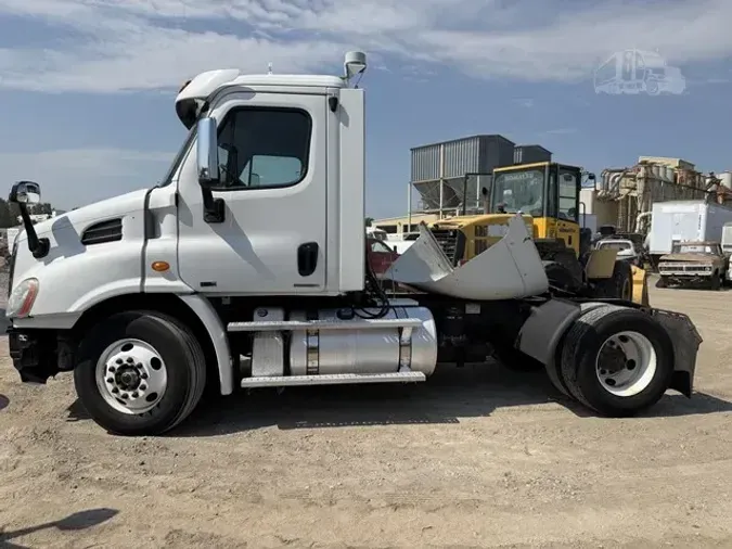 2011 FREIGHTLINER CASCADIA 12540ec4902c39acb39b53510f1b9d4da18