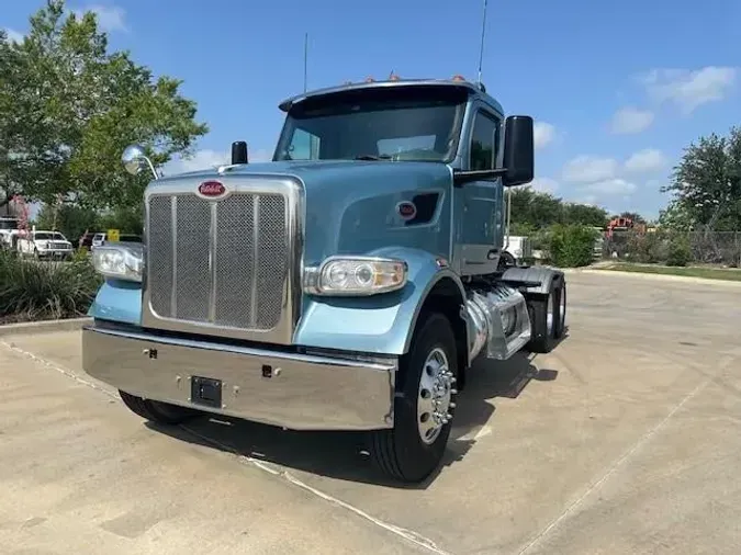 2022 Peterbilt 567
