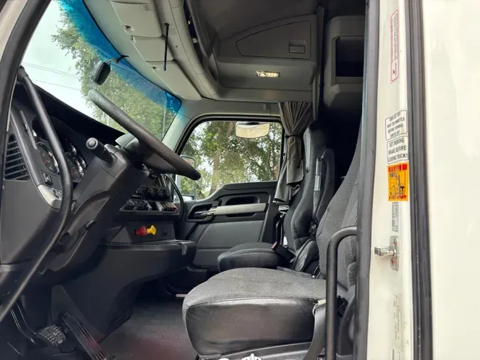 2022 Kenworth T680