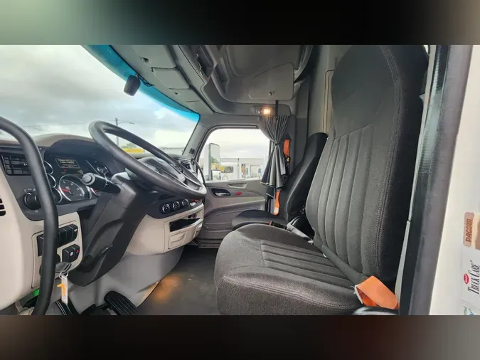 2021 Peterbilt 579