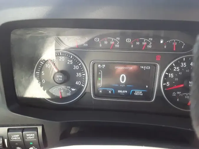 2020 NAVISTAR INTERNATIONAL MV607 (4X2)