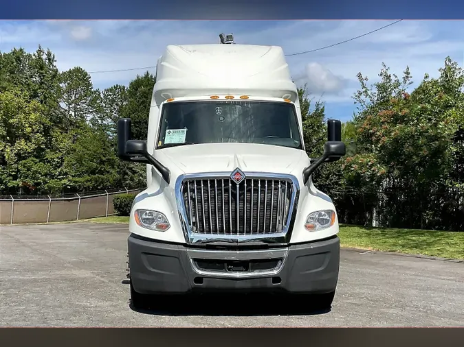 2022 INT LT625 6x4