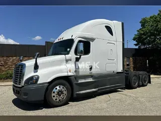 2017 FREIGHTLINER Cascadia 125