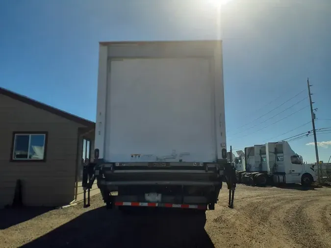 2016 FREIGHTLINER/MERCEDES M2 106