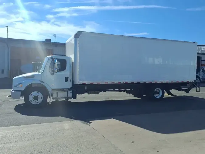 2020 FREIGHTLINER/MERCEDES M2 106