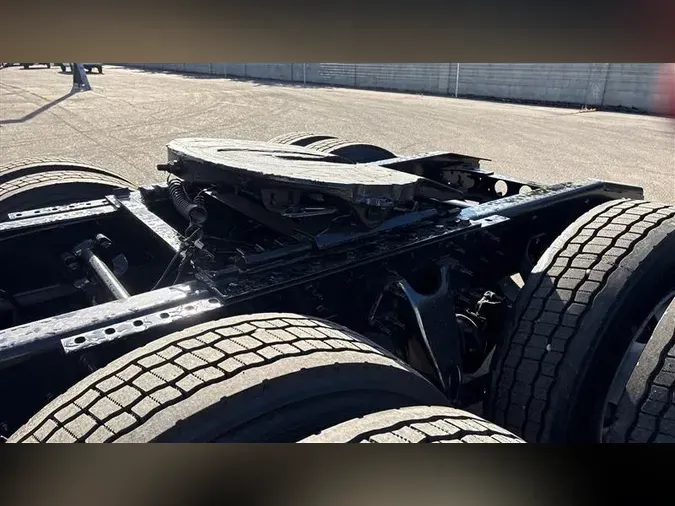 2022 INTERNATIONAL LT