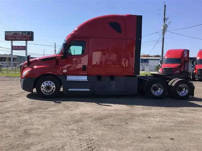 2021 FREIGHTLINER CASCADIA