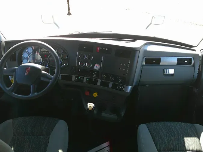 2020 Kenworth T680