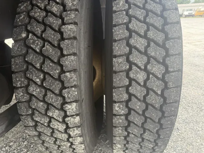 2019 International 4300