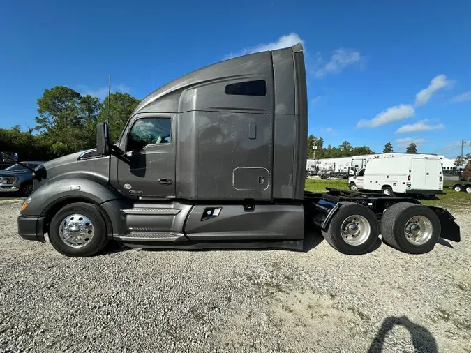 2020 Kenworth T680