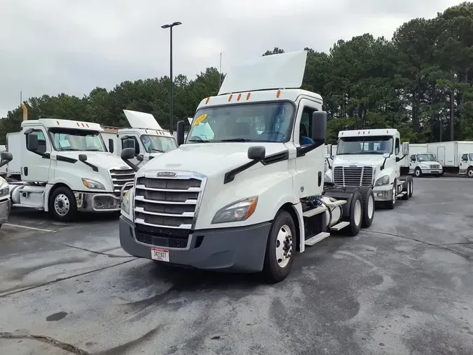 2019 FREIGHTLINER NEW CASCADIA PX12664