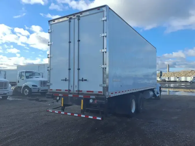 2019 KENWORTH TRUCKS T37041086fffb3aec834024f60afdc8ff5d3