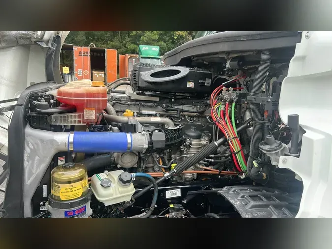 2020 Freightliner Cascadia 126410e2dac9af23273c4a7c3ba1fae9c55