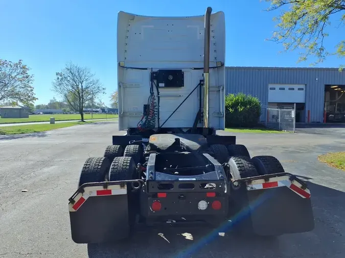 2021 VOLVO VNL64T-760411180cba99f7f88271ccfc87f712616