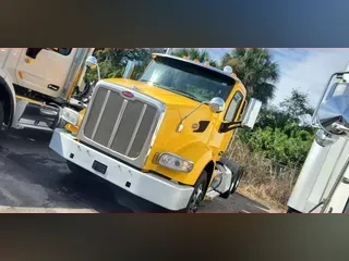 2022 Peterbilt 567