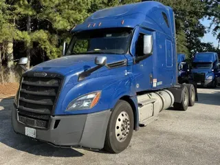 2020 FREIGHTLINER CA126