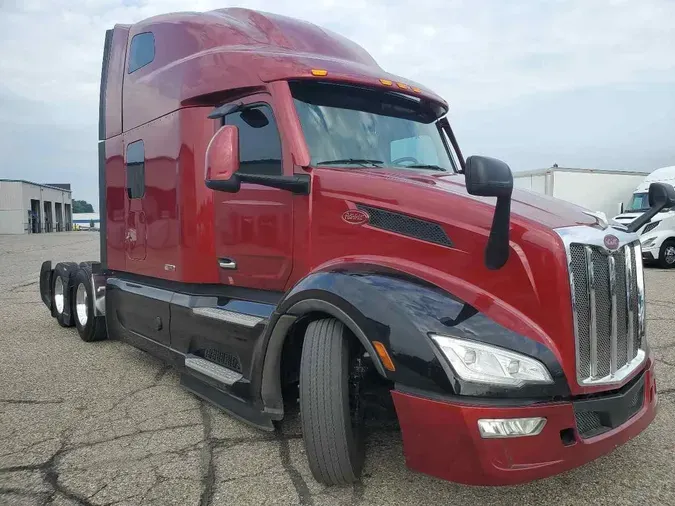 2023 PETERBILT 579